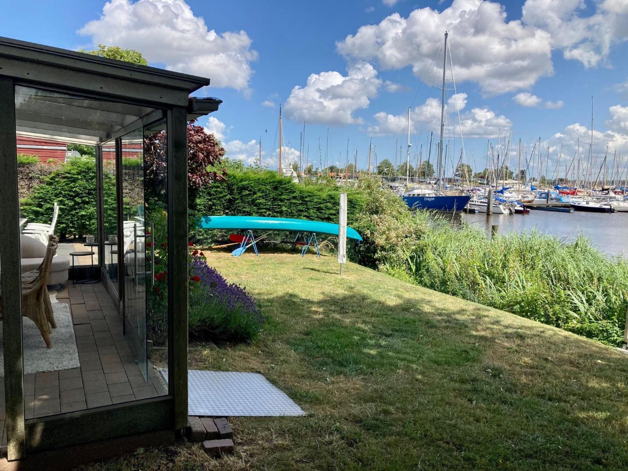 4 Pers Holiday Home Hilla With Winter Garden In Front Of The Dike Directly On The Lauwersmeer Anjum Εξωτερικό φωτογραφία